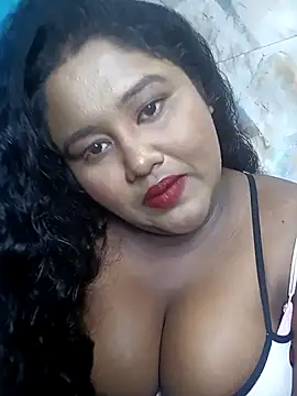 Snapshot of horny_diana chatting on October 22, 2025, 6:07 pm horny diana online show from October 22, 2025, 6:07 pm