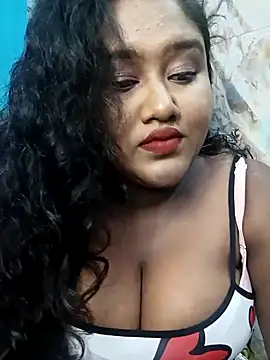 Snapshot of horny_diana chatting on October 19, 2025, 7:16 pm horny diana online show from October 19, 2025, 7:16 pm