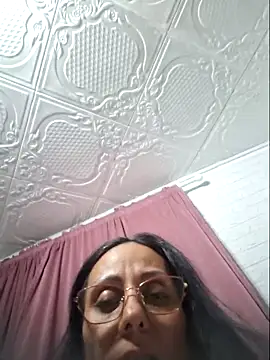 Snapshot of Ramona870 chatting on September 14, 2025, 6:30 pm Ramona870 online show from September 14, 2025, 6:30 pm