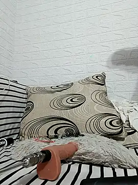 Ramona870 online show from October 16, 2025, 10:29 pm