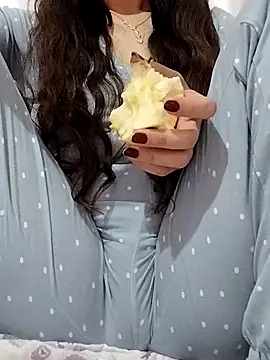 BUSE8821 online show from December 1, 2025, 2:29 pm