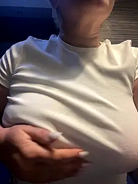Snapshot of wife45bbw chatting on October 6, 2025, 11:38 pm wife45bbw online show from October 6, 2025, 11:38 pm