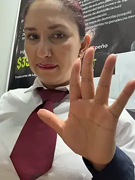 Snapshot of Megan-01- chatting on February 28, 2026, 12:27 pm Megan-01- online show from February 28, 2026, 12:27 pm