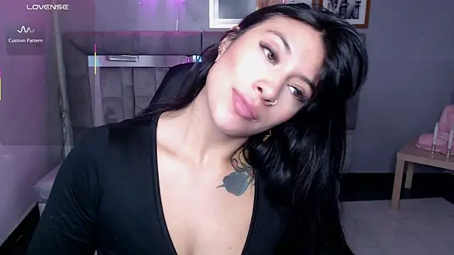 Snapshot of Isabella_Collen_v chatting on October 8, 2025, 1:12 pm Isabella Collen v online show from October 8, 2025, 1:12 pm