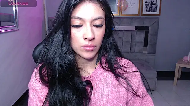 Snapshot of Isabella_Collen_v chatting on November 17, 2025, 1:04 pm Isabella Collen v online show from November 17, 2025, 1:04 pm