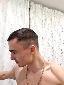 Snapshot of GoodGG chatting on November 28, 2025, 4:40 pm GoodGG online show from November 28, 2025, 4:40 pm