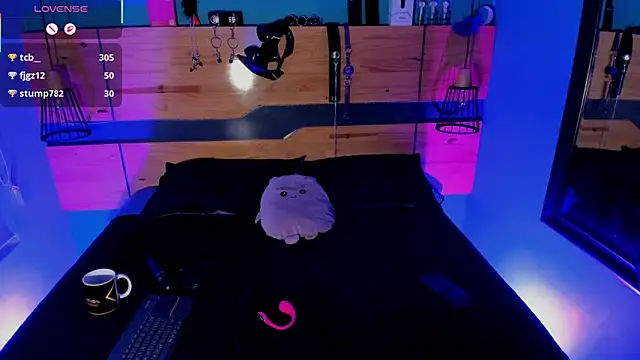 ChloeAllennn online show from March 9, 2026, 3:04 pm