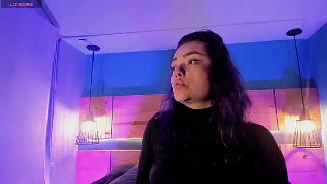 ChloeAllennn online show from November 28, 2025, 11:54 am