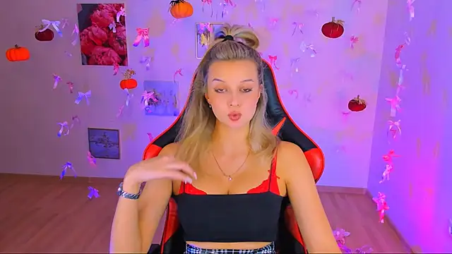 Snapshot of melissa_richardson chatting on October 22, 2025, 12:37 pm melissa richardson online show from October 22, 2025, 12:37 pm