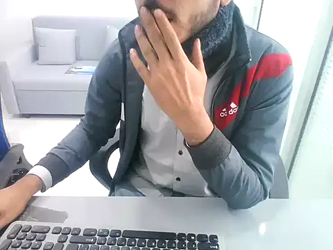 rahulkajuuu0909 online show from January 7, 2026, 6:07 am