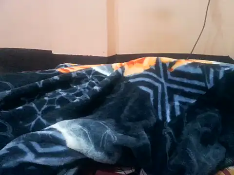 rahulkajuuu0909 online show from November 14, 2025, 10:24 pm