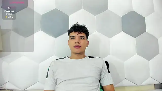 Snapshot of Axel_Forte chatting on November 3, 2025, 1:26 pm Axel Forte online show from November 3, 2025, 1:26 pm