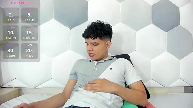 Snapshot of Axel_Forte chatting on November 1, 2025, 1:27 pm Axel Forte online show from November 1, 2025, 1:27 pm