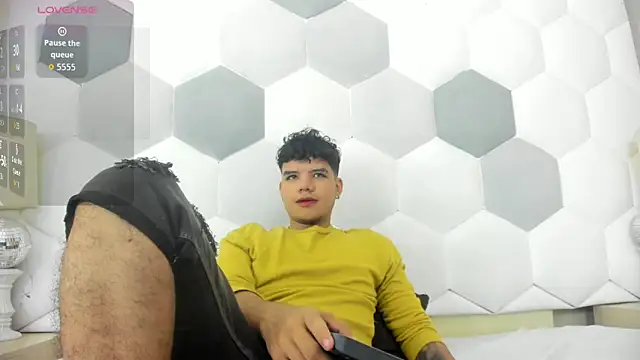 Snapshot of Axel_Forte chatting on January 19, 2026, 1:15 pm Axel Forte online show from January 19, 2026, 1:15 pm