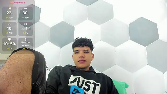 Snapshot of Axel_Forte chatting on November 13, 2025, 12:53 pm Axel Forte online show from November 13, 2025, 12:53 pm