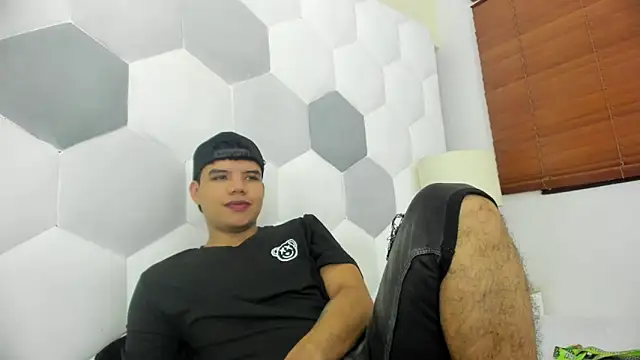 Snapshot of Axel_Forte chatting on February 19, 2026, 1:08 pm Axel Forte online show from February 19, 2026, 1:08 pm