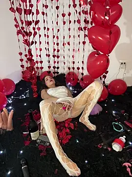 Agata  Rose online show from February 16, 2026, 4:55 am