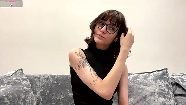 Snapshot of SibleyBurner chatting on February 2, 2026, 4:11 am SibleyBurner online show from February 2, 2026, 4:11 am