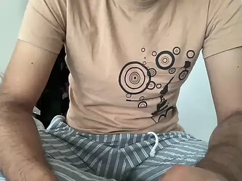 Snapshot of playboyx007 chatting on November 19, 2025, 4:23 am playboyx007 online show from November 19, 2025, 4:23 am