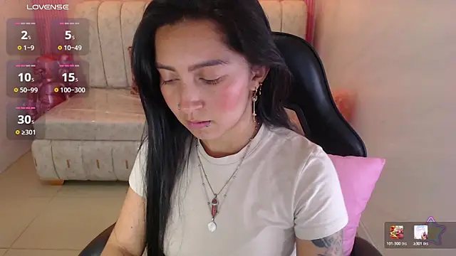 madhison klain s online show from April 8, 2026, 8:32 pm