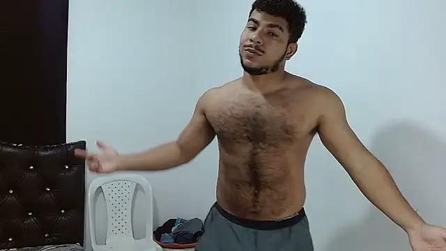 Snapshot of Javier_Hot27 chatting on February 19, 2026, 10:07 pm Javier Hot27 online show from February 19, 2026, 10:07 pm