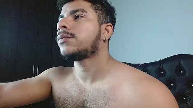 Snapshot of Javier_Hot27 chatting on February 13, 2026, 6:08 pm Javier Hot27 online show from February 13, 2026, 6:08 pm