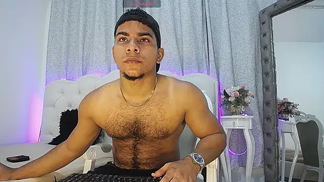 Snapshot of Javier_Hot27 chatting on March 3, 2025, 12:39 pm Javier Hot27 online show from March 3, 2025, 12:39 pm