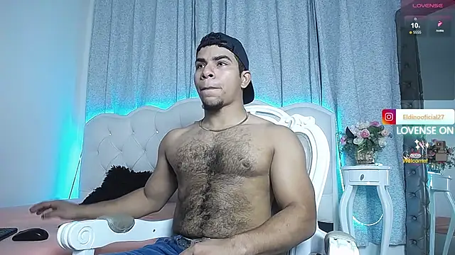 Snapshot of Javier_Hot27 chatting on March 5, 2025, 11:28 am Javier Hot27 online show from March 5, 2025, 11:28 am