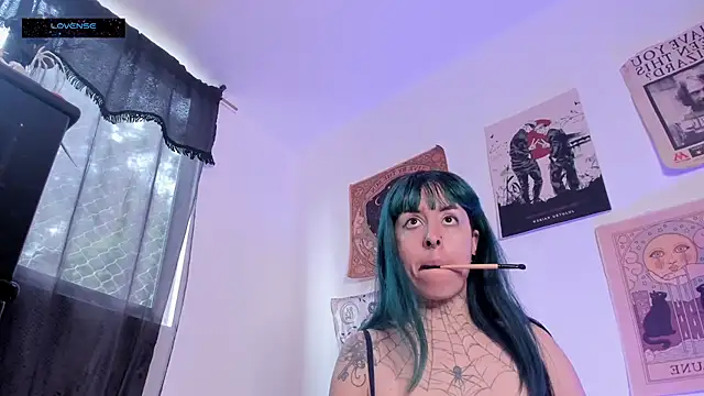 Hisato111 online show from November 25, 2025, 1:44 pm