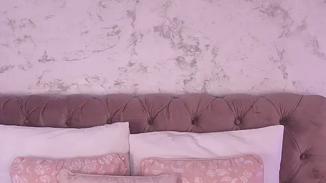 Snapshot of Alice_Voss chatting on February 7, 2026, 6:54 am Alice Voss online show from February 7, 2026, 6:54 am