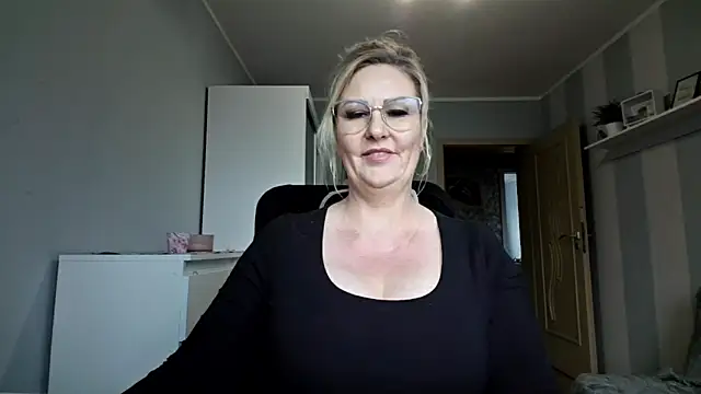 DianaLive online show from March 14, 2026, 2:23 pm