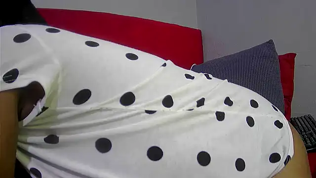 tasha97x online show from September 20, 2025, 4:50 am