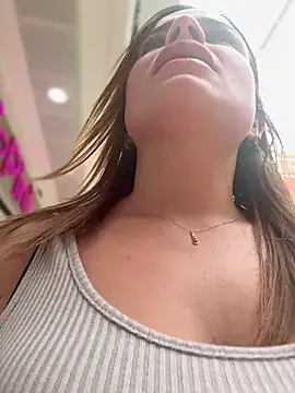 Snapshot of gynna_kimera chatting on November 12, 2025, 5:17 pm gynna kimera online show from November 12, 2025, 5:17 pm