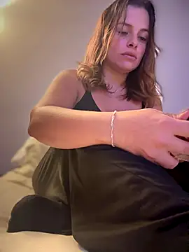 Snapshot of gynna_kimera chatting on October 20, 2025, 2:46 am gynna kimera online show from October 20, 2025, 2:46 am