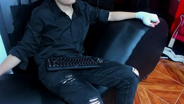 Versene Zantt online show from March 7, 2025, 3:49 pm