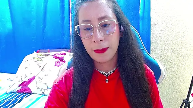 Snapshot of Gia_leinn chatting on July 4, 2026, 7:29 pm Gia leinn online show from July 4, 2026, 7:29 pm
