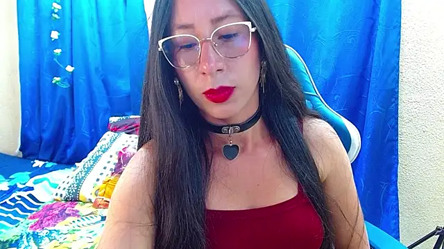 Gia leinn online show from April 18, 2026, 7:29 pm