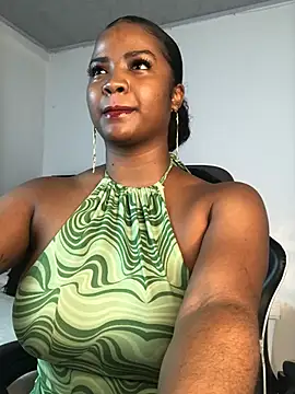 Snapshot of ValerieBlakee chatting on June 1, 2026, 10:09 pm ValerieBlakee online show from June 1, 2026, 10:09 pm