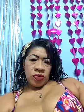 Snapshot of Tocameamor chatting on March 13, 2025, 12:48 am Tocameamor online show from March 13, 2025, 12:48 am