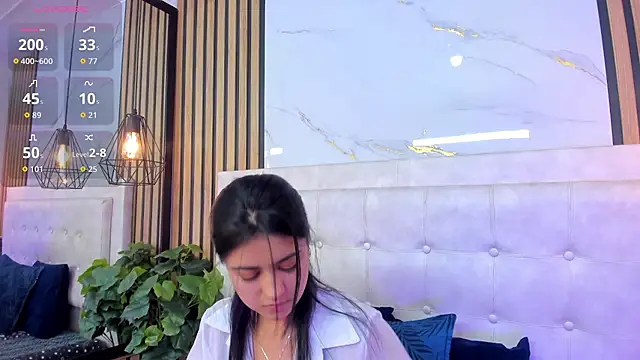 Madyson18 online show from February 27, 2026, 11:32 am