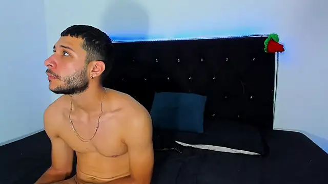 MarcusRosse online show from May 17, 2026, 5:24 pm