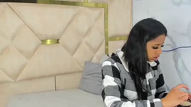 Snapshot of Kendall_6669 chatting on October 28, 2025, 1:10 pm Kendall 6669 online show from October 28, 2025, 1:10 pm