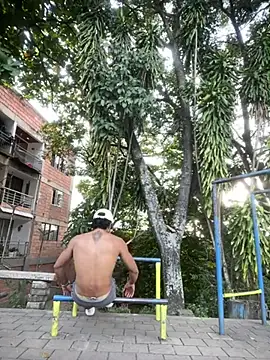 Snapshot of MaxxxSteil chatting on March 9, 2025, 9:25 pm MaxxxSteil online show from March 9, 2025, 9:25 pm