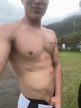 Snapshot of MaxxxSteil chatting on October 12, 2025, 5:36 pm MaxxxSteil online show from October 12, 2025, 5:36 pm