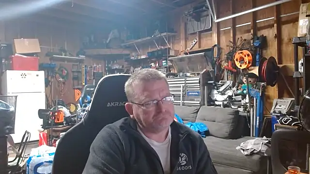 Randomoldguy615 online show from February 28, 2026, 6:46 am