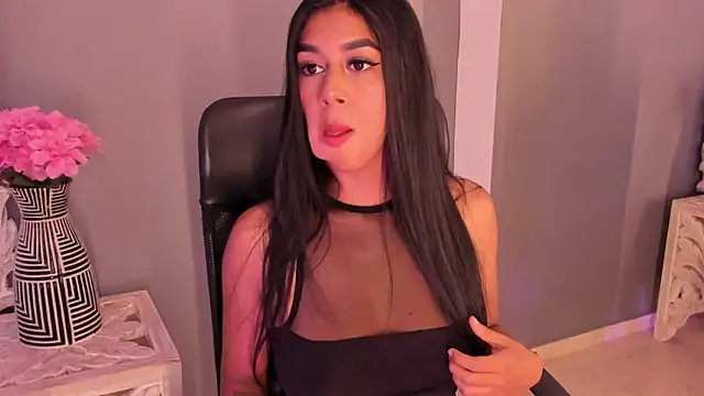 Snapshot of AnnieGibbyns chatting on February 19, 2026, 8:28 pm AnnieGibbyns online show from February 19, 2026, 8:28 pm