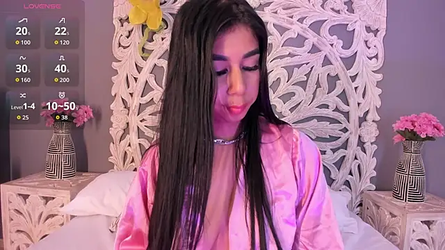 Snapshot of AnnieGibbyns chatting on February 5, 2026, 8:37 pm AnnieGibbyns online show from February 5, 2026, 8:37 pm