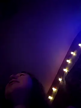 Seductivefoxyxh online show from September 9, 2025, 8:13 am