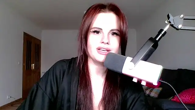 Snapshot of Della_Ideal chatting on March 20, 2025, 3:25 pm Della Ideal online show from March 20, 2025, 3:25 pm