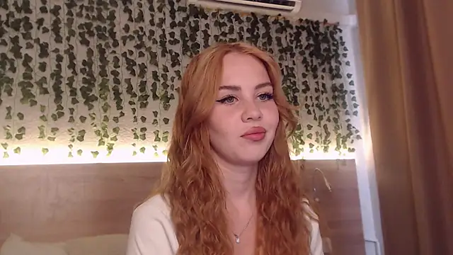 Snapshot of IvyAngel chatting on July 3, 2026, 1:50 pm IvyAngel online show from July 3, 2026, 1:50 pm